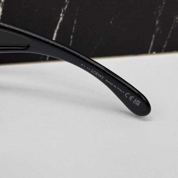 NEW LOEWE LW40132I 01C, LOEWE BLACK SILVER UNISEX SUNGLASSES LOEWE - Picture 10 of 11